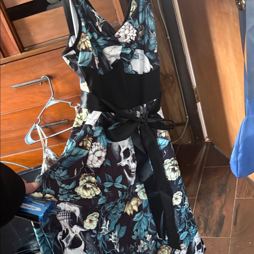 Elegant Floral Skull Print Midi Dress